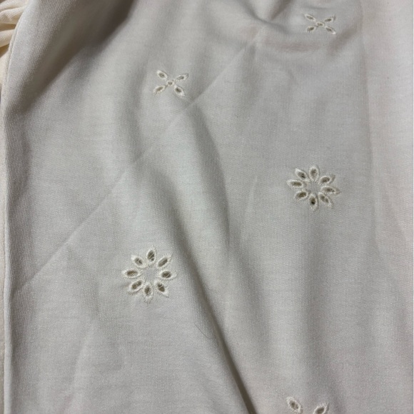 NWT Cream Long Sleeve French Terry knit Fabric eyelet detail sleeves Torrid 0 - Picture 4 of 8